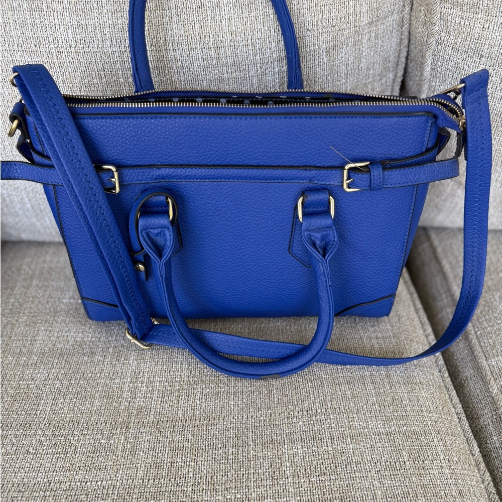 Elegant Blue Women's Vegan leather Handbag